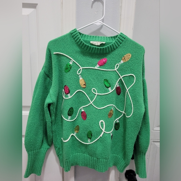 Vine & Love Sweaters - Christmas Vine & Love Sequin Lightbulb Green Sweater Size S